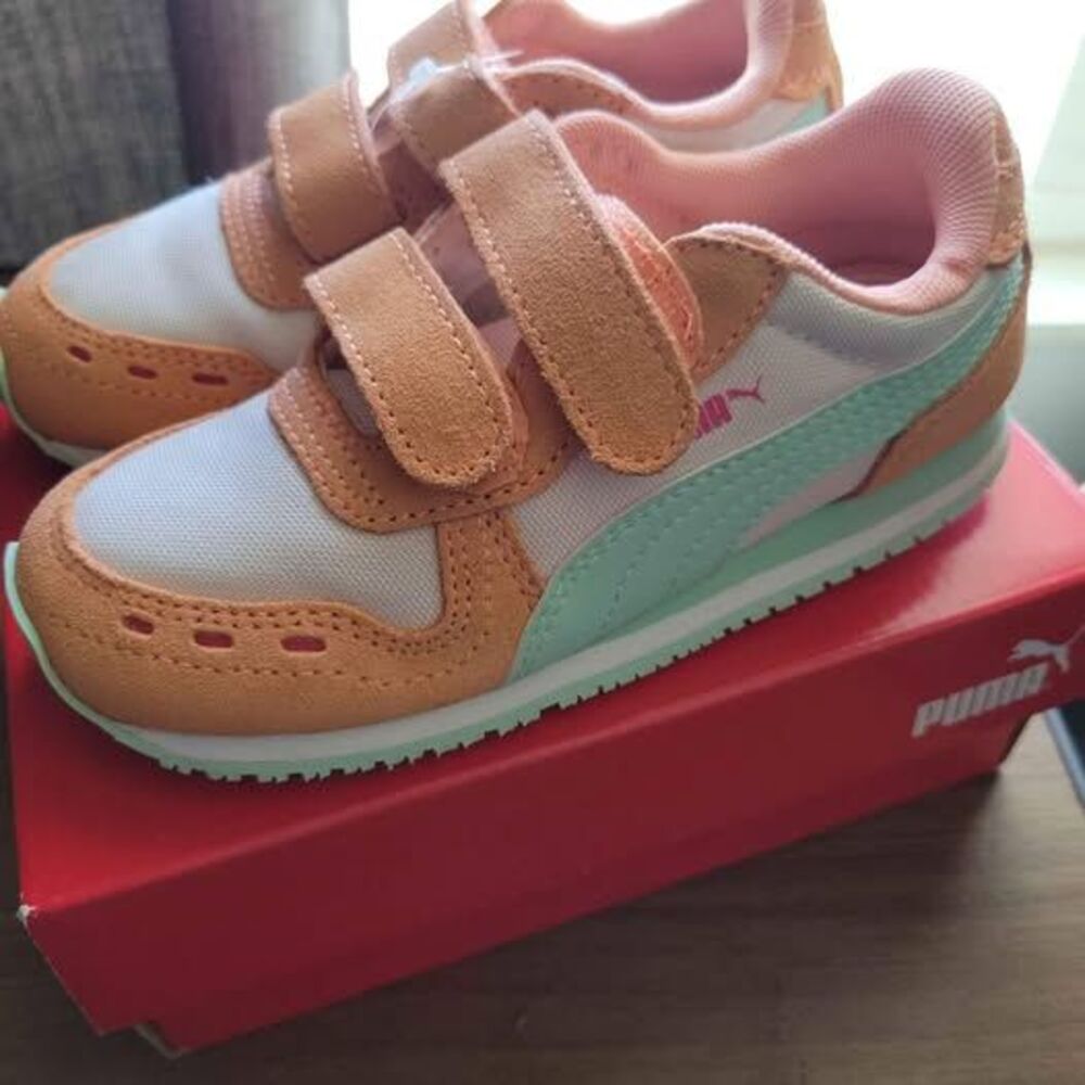 Kids Puma Shoes, 10C